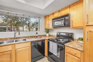 9990 N Scottsdale Rd, Paradise Valley, AZ 85253 - Photo 6