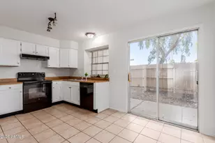 4601 N 102nd Ave, Phoenix, AZ 85037 - Photo 12