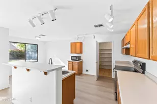 287 E Baylor Ln, Gilbert, AZ 85296 - Photo 16