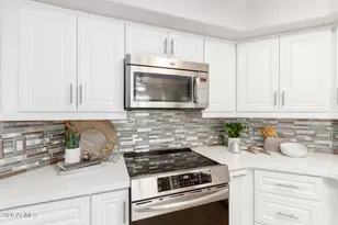 3611 E Windmere Dr, Phoenix, AZ 85048 - Photo 10