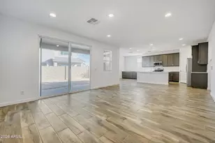 8336 E Petunia Ave, Mesa, AZ 85212 - Photo 12