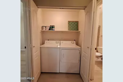 2929 W Yorkshire Drive #1040, Phoenix, AZ 85027 - Photo 8