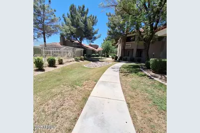 2929 W Yorkshire Drive #1040, Phoenix, AZ 85027 - Photo 20