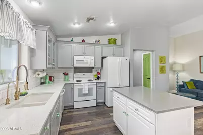 18641 W Larkspur Drive, Goodyear, AZ 85338 - Photo 10