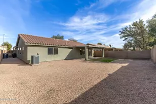 14925 W Mauna Loa Ln, Surprise, AZ 85379 - Photo 32