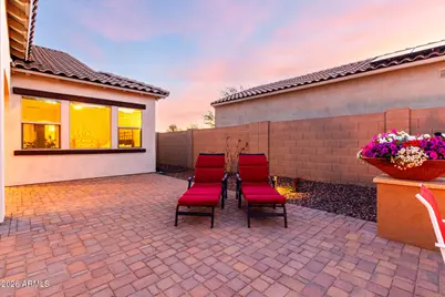 18322 W Thistle Landing Drive, Goodyear, AZ 85338 - Photo 12