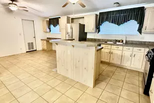 16226 N 33rd Way, Phoenix, AZ 85032 - Photo 12