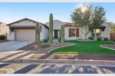 11723 W Red Hawk Drive, Peoria, AZ 85383 - Photo 2