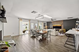 4215 E Flower St, Phoenix, AZ 85018 - Photo 20