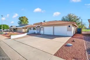 10223 W Desert Hills Dr, Sun City, AZ 85351 - Photo 24