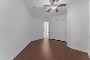 303 E Wexford Cove, Phoenix, AZ 85020 - Photo 34