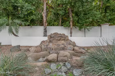 303 E Wexford Cove, Phoenix, AZ 85020 - Photo 44