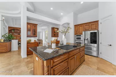 303 E Wexford Cove, Phoenix, AZ 85020 - Photo 18