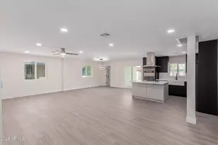 1007 E Campus Dr, Tempe, AZ 85282 - Photo 8