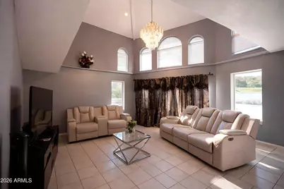 7102 N 31st Drive, Phoenix, AZ 85051 - Photo 2