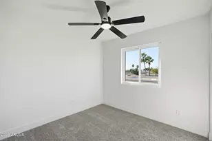 1410 E Topeka Dr, Phoenix, AZ 85024 - Photo 28