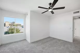 1410 E Topeka Dr, Phoenix, AZ 85024 - Photo 22