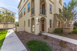 1734 E Hampton Ln, Gilbert, AZ 85295 - Photo 2