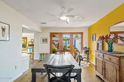 3215 E Missouri Avenue, Phoenix, AZ 85018 - Photo 10