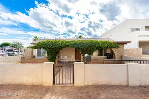 719 W Cocopah St, Phoenix, AZ 85007 - Photo 1