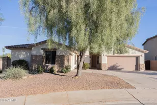 2514 E Grand Canyon Dr, Chandler, AZ 85249 - Photo 2