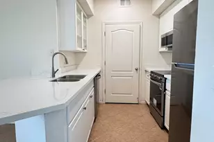 1701 E Colter St, Phoenix, AZ 85016 - Photo 4