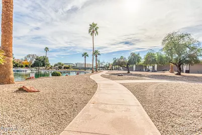 10902 W Topaz Drive, Sun City, AZ 85351 - Photo 28