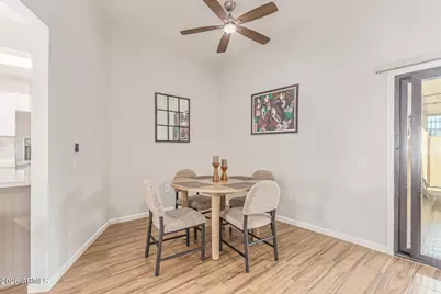 10902 W Topaz Drive, Sun City, AZ 85351 - Photo 12