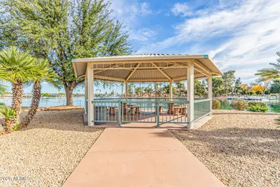 10902 W Topaz Drive, Sun City, AZ 85351 - Photo 26