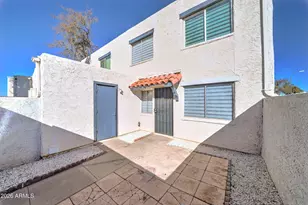 5202 N 42nd Dr, Phoenix, AZ 85019 - Photo 12