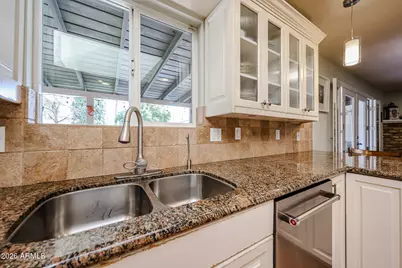 7113 N 8th Avenue, Phoenix, AZ 85021 - Photo 24