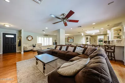 7113 N 8th Avenue, Phoenix, AZ 85021 - Photo 8