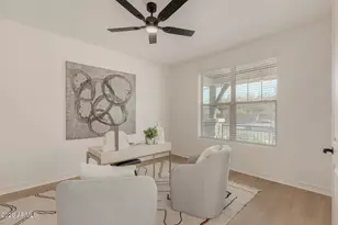 22172 N 94th Ln, Peoria, AZ 85383 - Photo 8