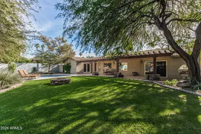 142 E Voltaire Avenue, Phoenix, AZ 85022 - Photo 32