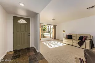 142 E Voltaire Ave, Phoenix, AZ 85022 - Photo 2