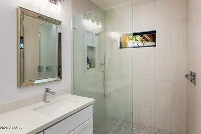 6718 E San Juan Avenue, Paradise Valley, AZ 85253 - Photo 30