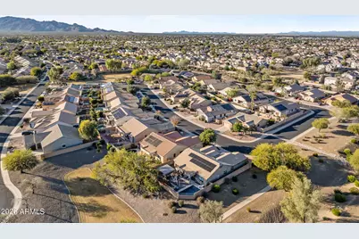 17431 W Meadow Lane, Surprise, AZ 85388 - Photo 32