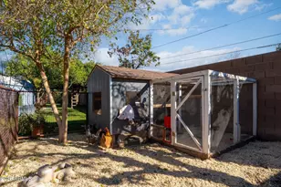 1516 E Keim Dr, Phoenix, AZ 85014 - Photo 14