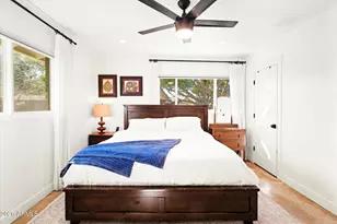 1516 E Keim Dr, Phoenix, AZ 85014 - Photo 36