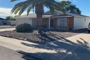 1286 S Grand Dr, Apache Junction, AZ 85120 - Photo 2