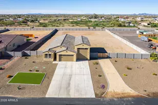 29420 N 224th Dr, Wittmann, AZ 85361 - Photo 2