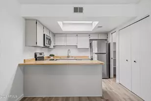 2129 E Kirkland Ln, Tempe, AZ 85281 - Photo 8