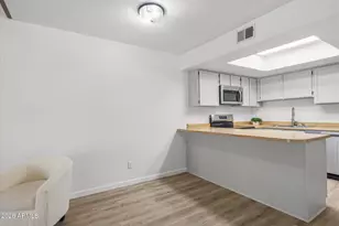 2129 E Kirkland Ln, Tempe, AZ 85281 - Photo 10