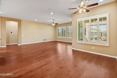 20506 N 271st Avenue, Buckeye, AZ 85396 - Photo 14