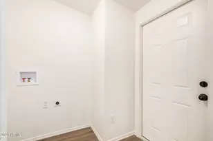 8601 N 103rd Ave, Peoria, AZ 85345 - Photo 36