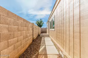 8601 N 103rd Ave, Peoria, AZ 85345 - Photo 40