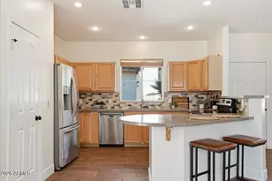 665 E Colt Ct, Chandler, AZ 85225 - Photo 12