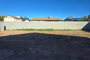 258 E Juniper St, Mesa, AZ 85201 - Photo 20