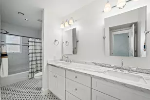 3131 N 53rd Pl, Phoenix, AZ 85018 - Photo 18