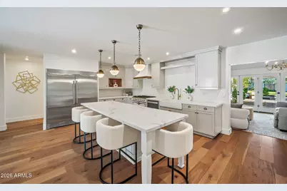 3131 N 53rd Place, Phoenix, AZ 85018 - Photo 8